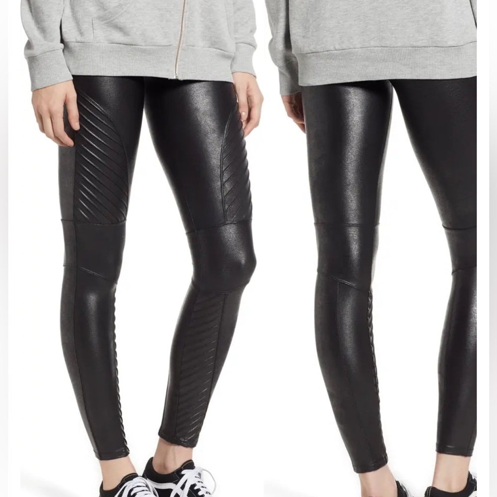 Spanx Faux Leather Black Moto Leggings Size small